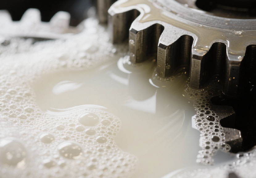 How to prevent the problem of emulsification in industrial gear oil.