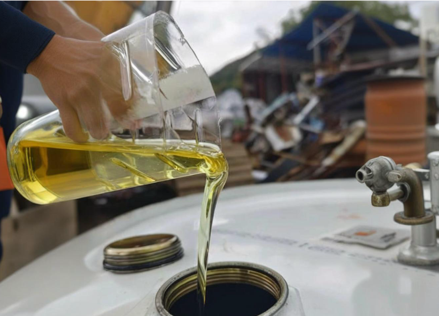 Why Simple Filtration Can't Restore Engine Oil Performance?