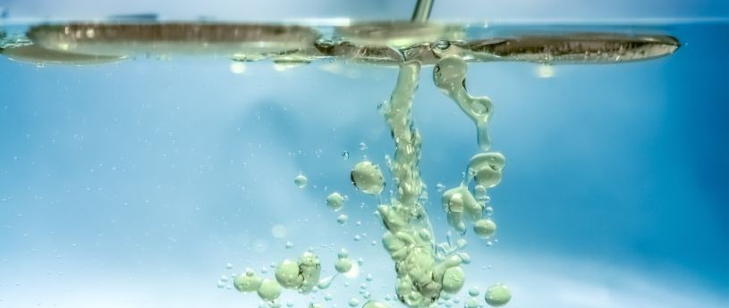 oil-water separation.jpg